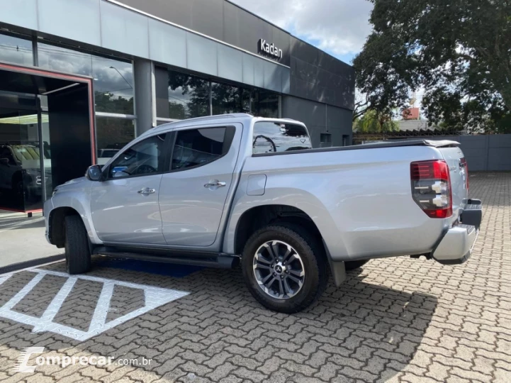 L200 TRITON 2.4 16V Turbo Sport Hpe-s CD 4X4