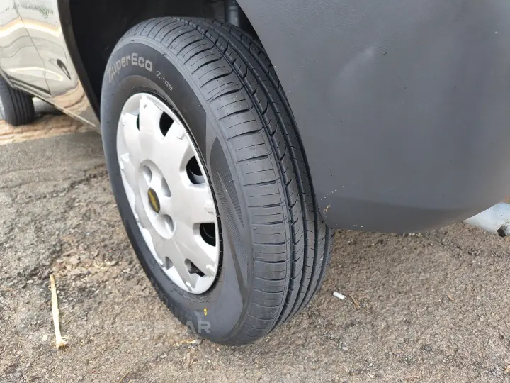 CELTA 1.0 MPFI Life 8V