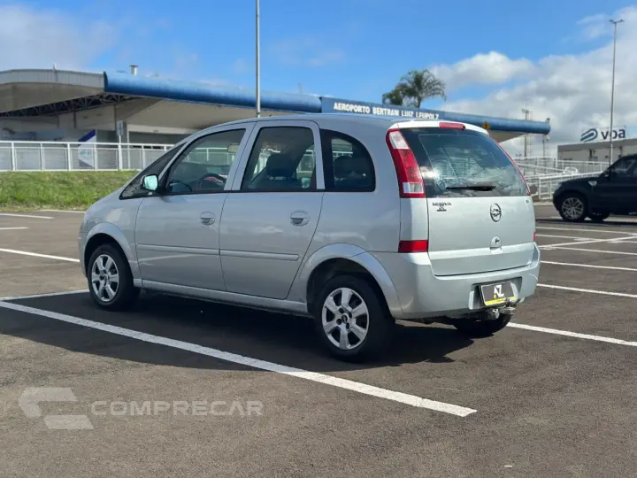 Meriva 1.8 4P FLEX JOY