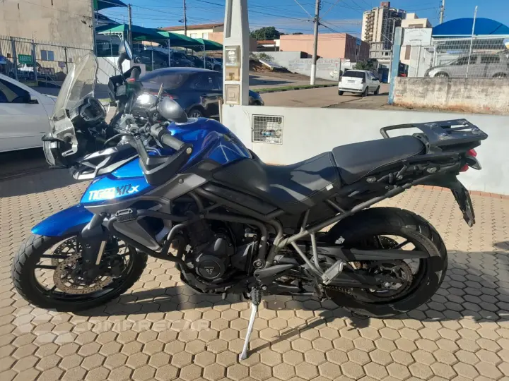 Tiger 800 XRX