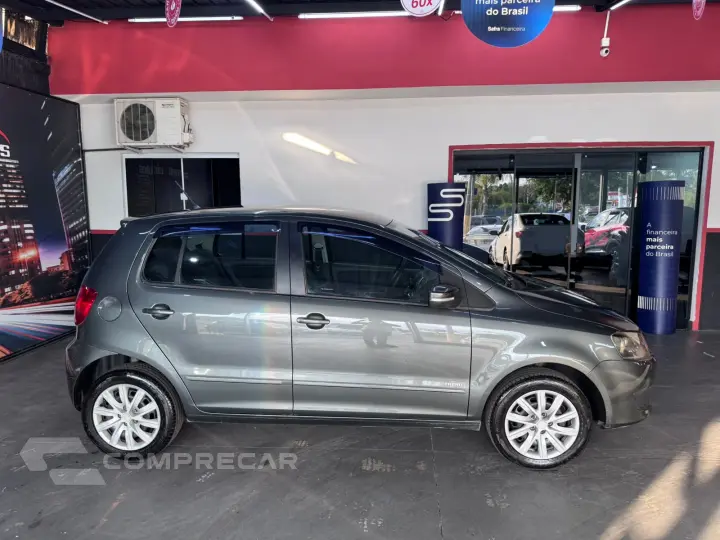 Fox 1.6 MI flex completo
