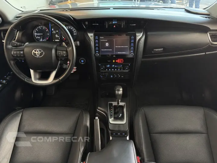 Hilux SW4 2.8 16V 4P SRX 4X4 7 LUGARES TURBO DIESEL AUTOMÁTI