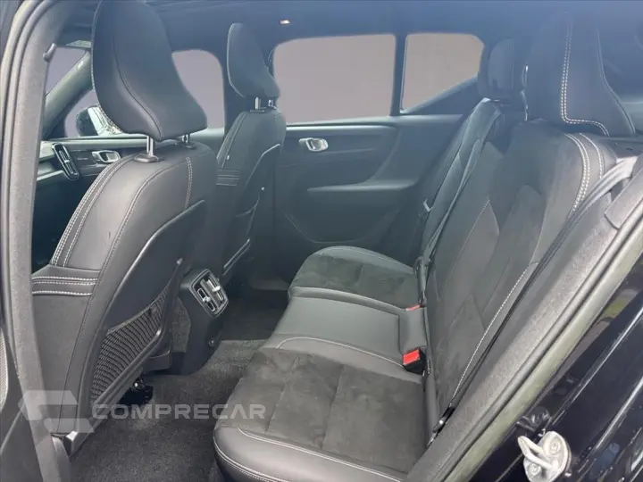 XC40 P8 RECHARGE TWIN ELECTRIC ULTIMATE AWD