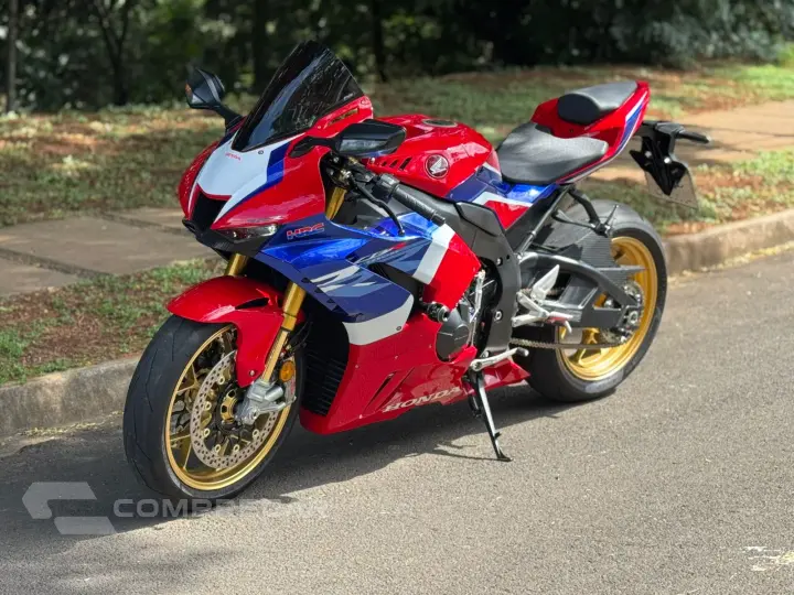 CBR 1000RR-R Fireblade SP