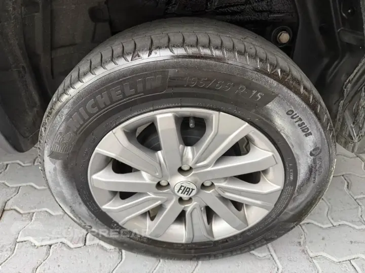 Strada Freedom 1.3 Flex 8V CD