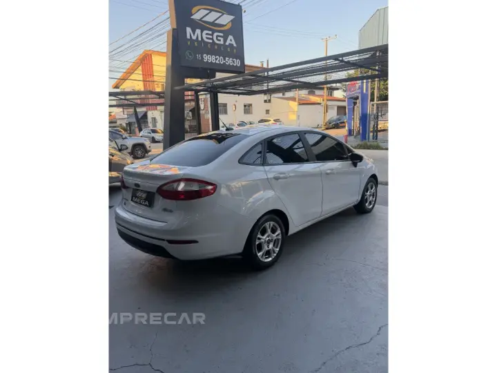 FIESTA 1.6 SE SEDAN 16V FLEX 4P POWERSHIFT