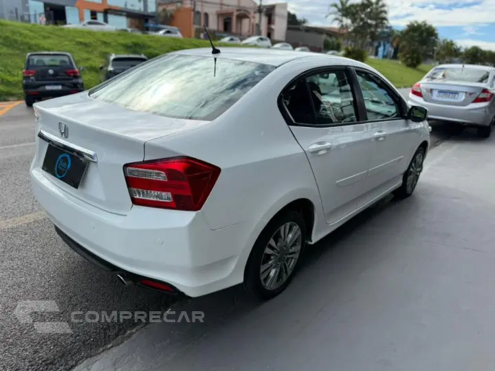 CITY Sedan LX 1.5 Flex 16V 4p Aut.