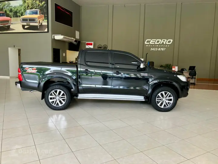 Hilux Caminhonete 3.0 16V 4P 4X4 SRV TURBO DIESEL CABINE DUP
