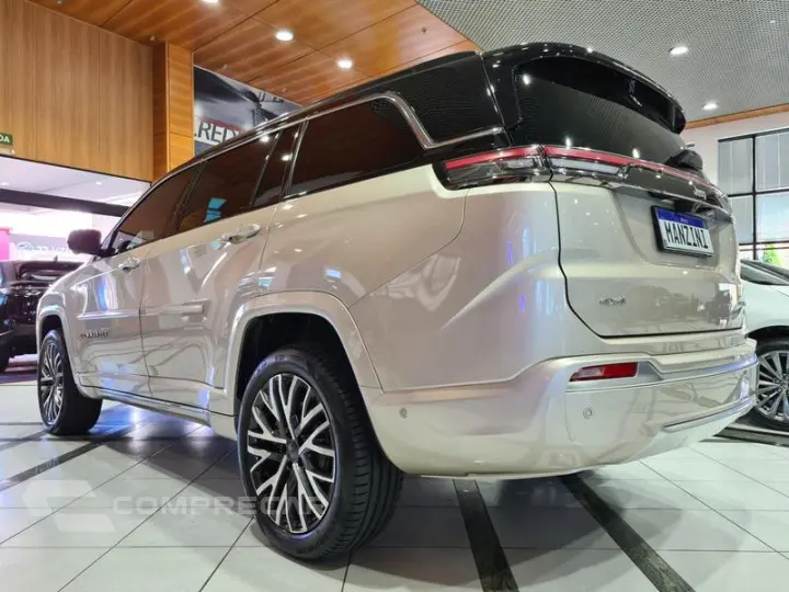 Commander Overl. 2.2 TD 4x4 Diesel Aut.