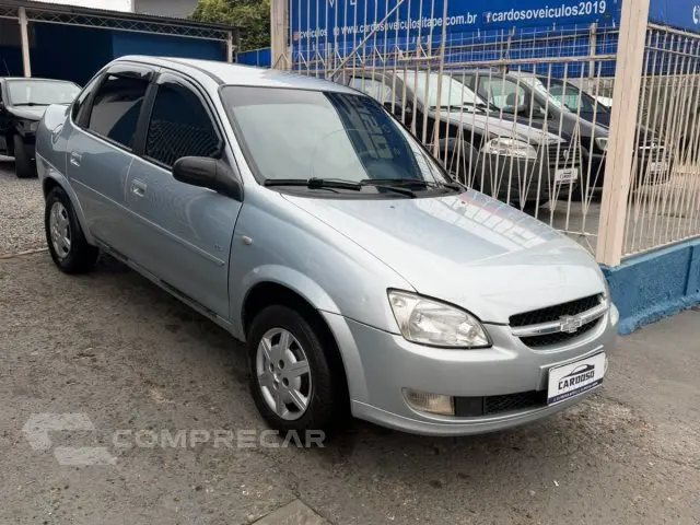 CLASSIC - 1.0 MPFI LS 8V 4P MANUAL