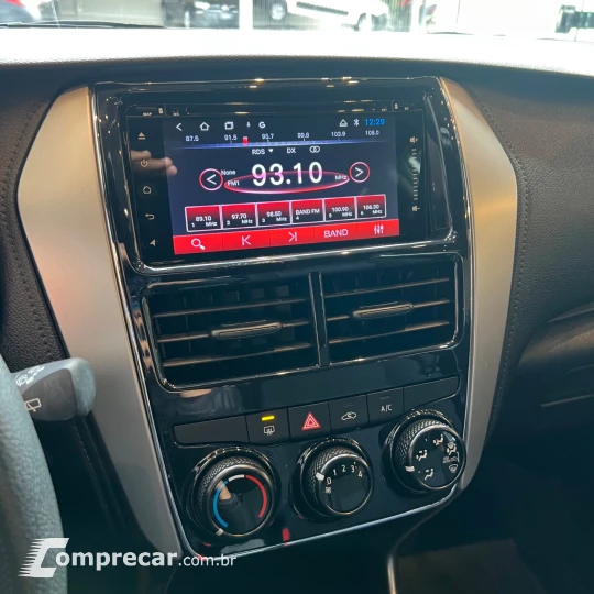 YARIS XL Live 1.3 Flex 16V 5p Aut.