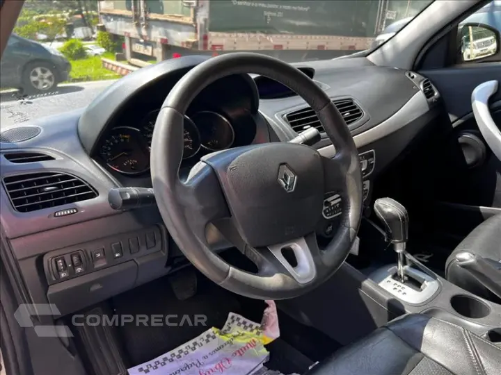 FLUENCE 2.0 Dynamique 16V