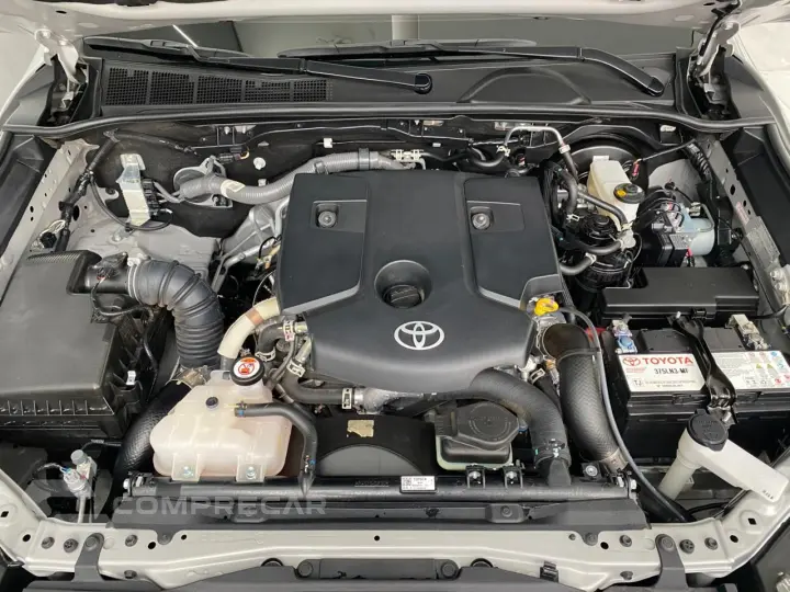 Hilux SW4 SRX Plat. 4x4 2.8 TB Die. Aut.