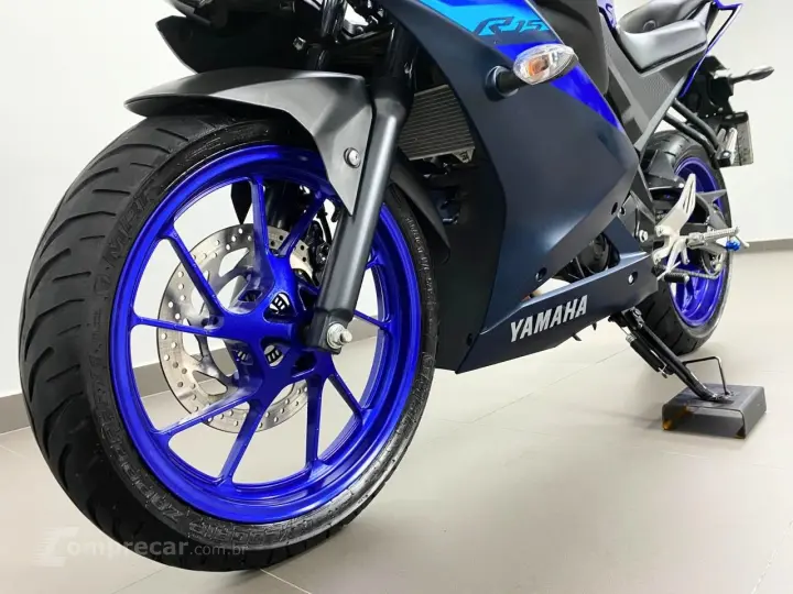 YAMAHA YZF R15 ABS
