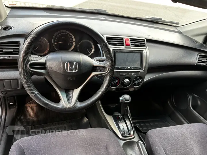 CITY 1.5 LX Sedan 16V