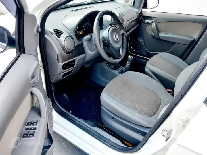 Palio ESSENCE 1.6 Flex 16V 5p