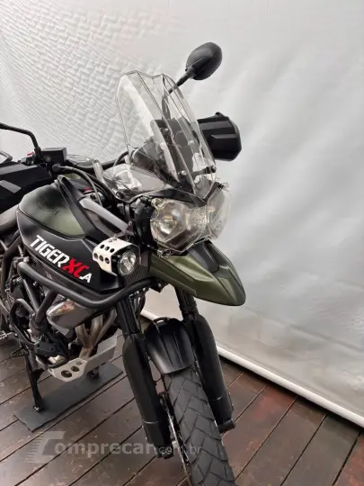 TRIUMPH TIGER 800 XCA