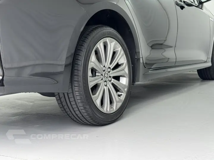 COROLLA 1.8 VVT-I Hybrid Altis