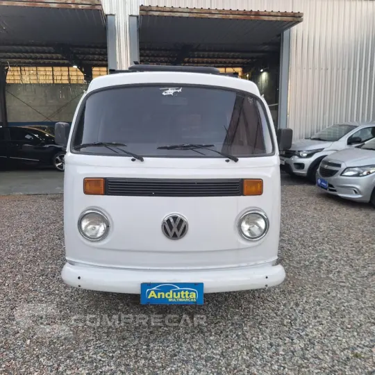Kombi 1.6 STD 9 LUGARES