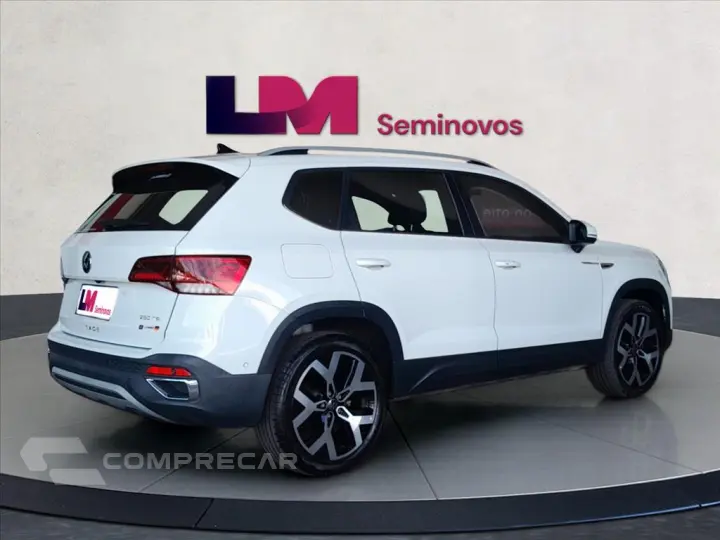 TAOS 1.4 250 TSI TOTAL FLEX HIGHLINE AUTOMÁTICO