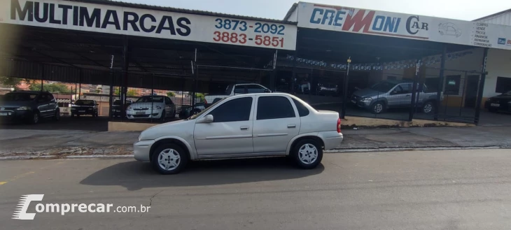 CORSA 1.0 MPFI Milenium Sedan 8V