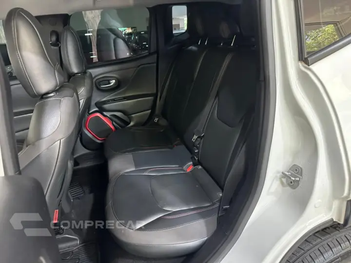 RENEGADE 2.0 16V Turbo Trailhawk 4X4