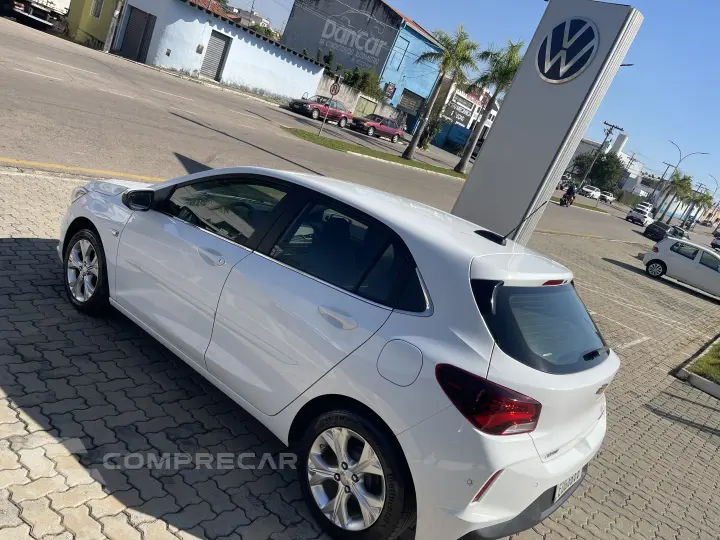 ONIX 1.0 Turbo Plus Premier