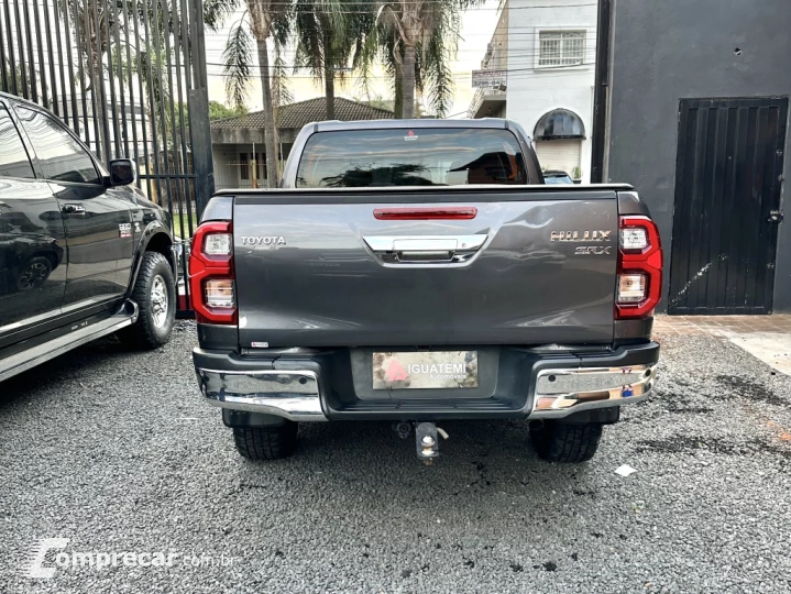 HILUX 2.8 D-4D TURBO DIESEL CD SRX 4X4 AUTOMÁTICO