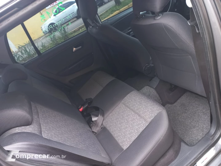 FOX 1.6 MI 8V