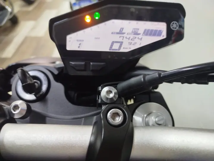 MT 09