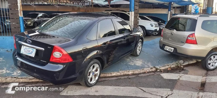 FOCUS 2.0 Titanium Sedan 16V