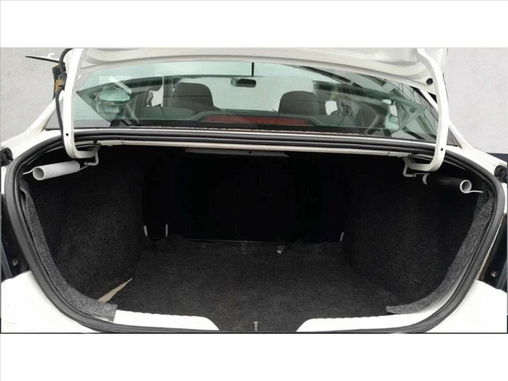 VOYAGE 1.0 12V MPI TOTALFLEX 4P MANUAL