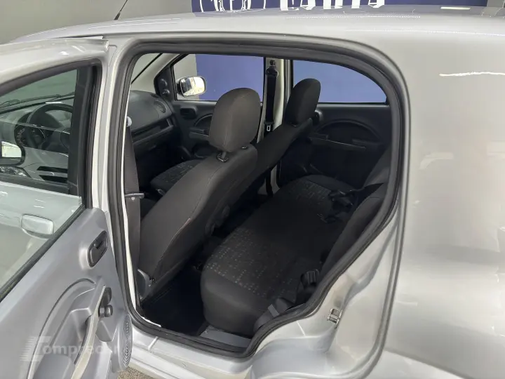 Uno UNO VIVACE Celeb. 1.0 EVO F.Flex 8V 5p