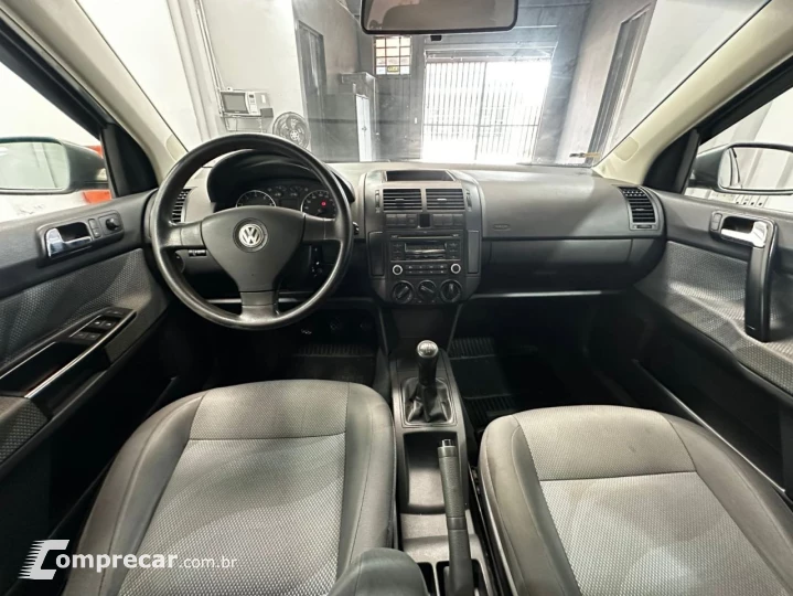 Polo Hatch 1.6 4P FLEX