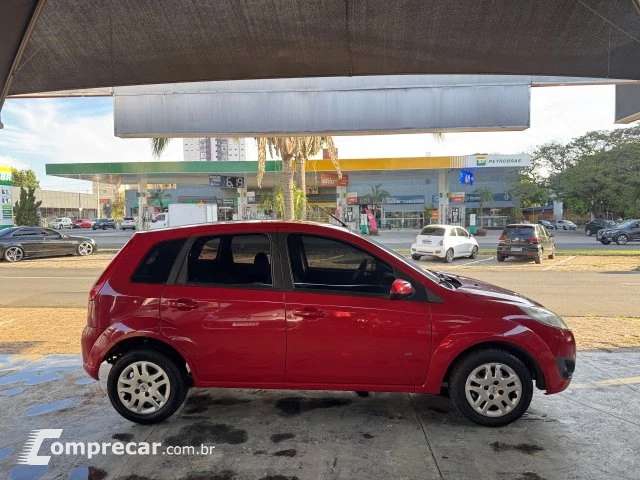FIESTA HATCH - 1.6 ROCAM HATCH 8V 4P MANUAL