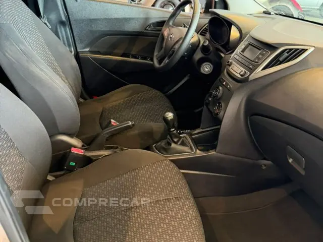 HB20 - 1.0 COMFORT PLUS 12V 4P MANUAL