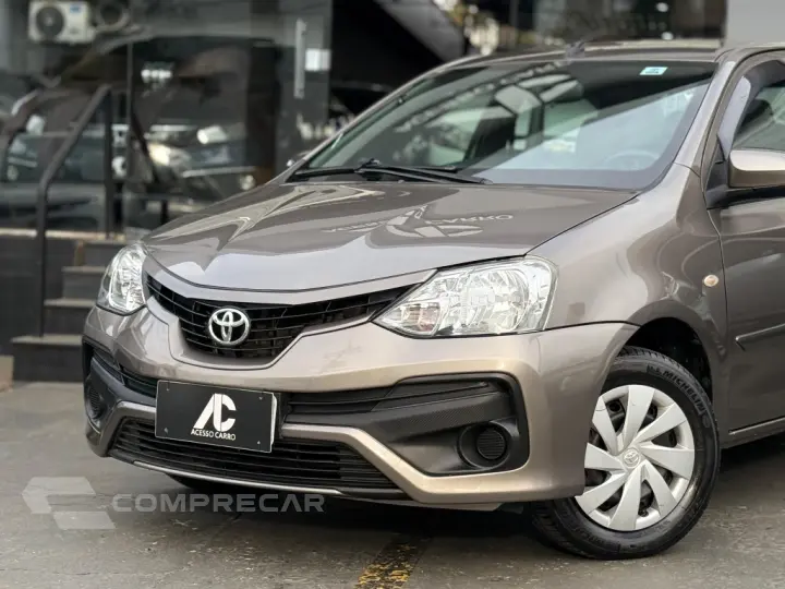 ETIOS X Sedan 1.5 Flex 16V 4p Mec.