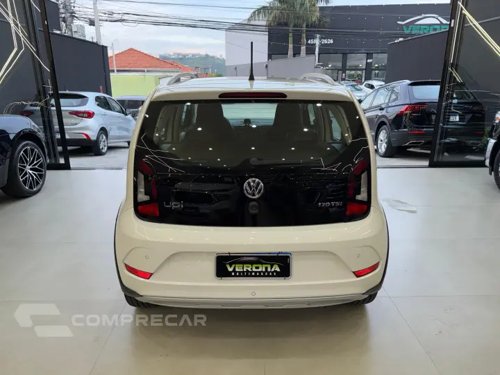 UP 1.0 170 TSI TOTAL FLEX XTREME 4P