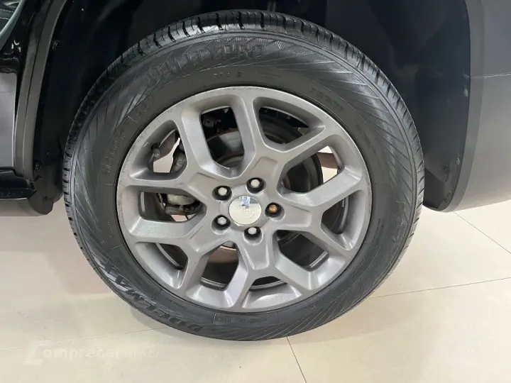 Renegade Longitude 1.8 4x2 Flex 16V Aut.