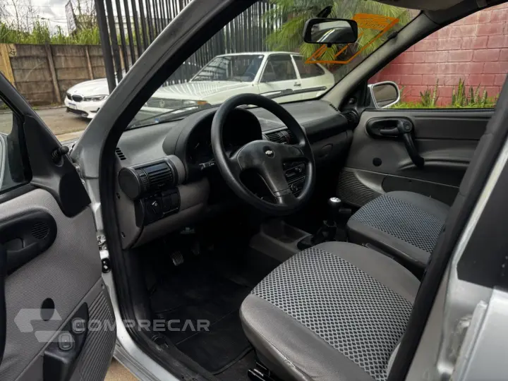 Classic Sedan 1.0 4P VHCE FLEX LS