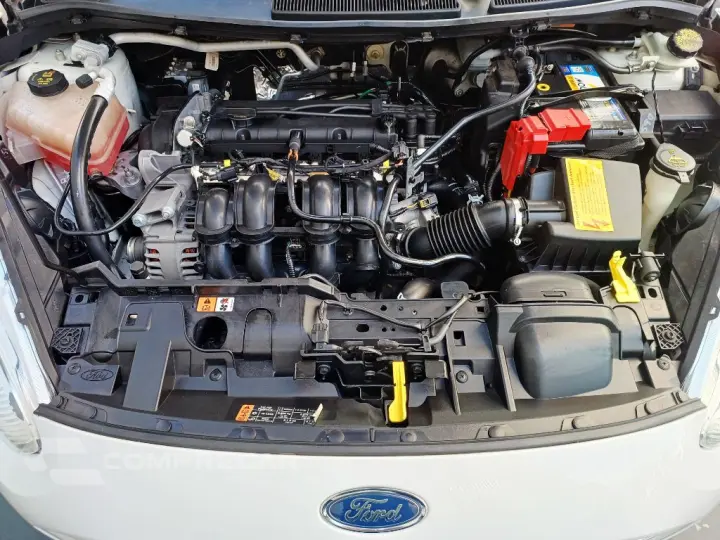 Fiesta Sedan 1.6 16V Flex Mec.
