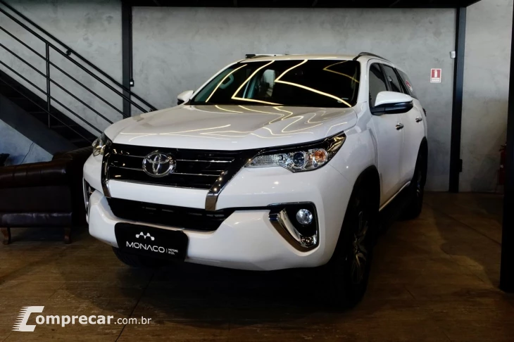 Hilux SW4 2.7 16V 4P FLEX SRV 7 LUGARES AUTOMÁTICO