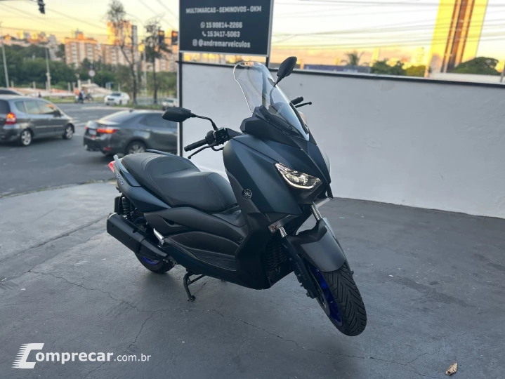 Xmax Abs
