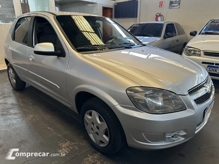 CELTA 1.0 MPFI LT 8V