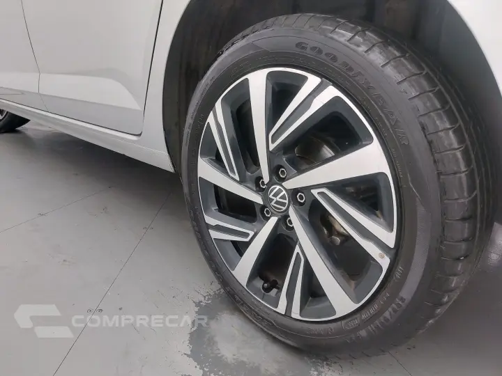 VIRTUS 1.0 200 TSI HIGHLINE AUTOMÁTICO