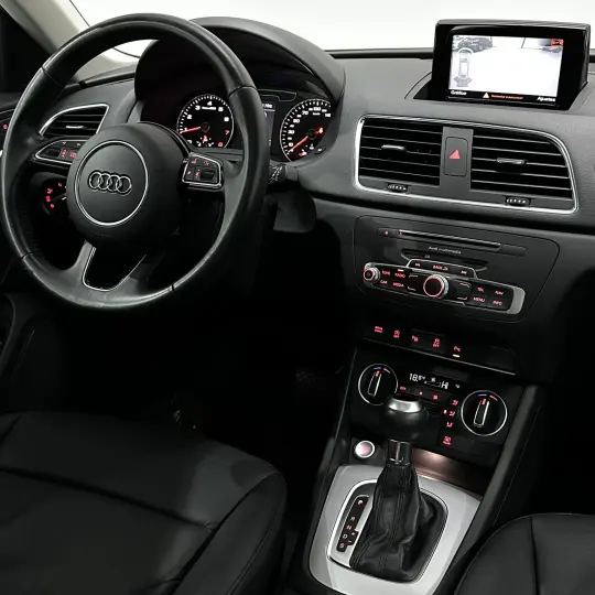 Q3 2.0 TFSI Quat. 211/220cv S-tronic 5p