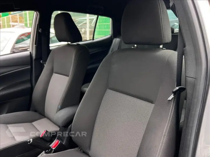 YARIS 1.5 16V XL