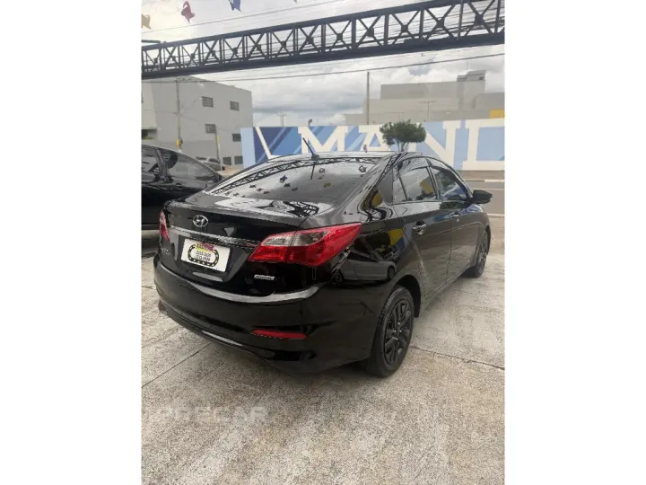 HB20S 1.6 COMFORT PLUS 16V FLEX 4P AUTOMATICO