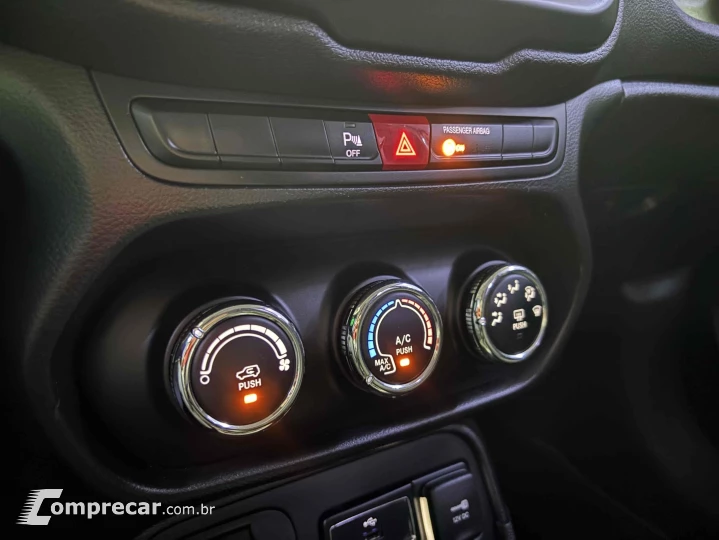 RENEGADE 1.8 16V FLEX SPORT 4P MANUAL