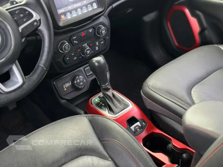 RENEGADE 2.0 16V Turbo Trailhawk 4X4